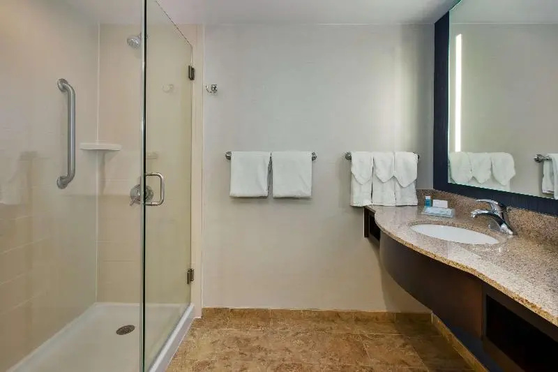 Hilton Garden Inn Virginia Beach Oceanfront - Chambres