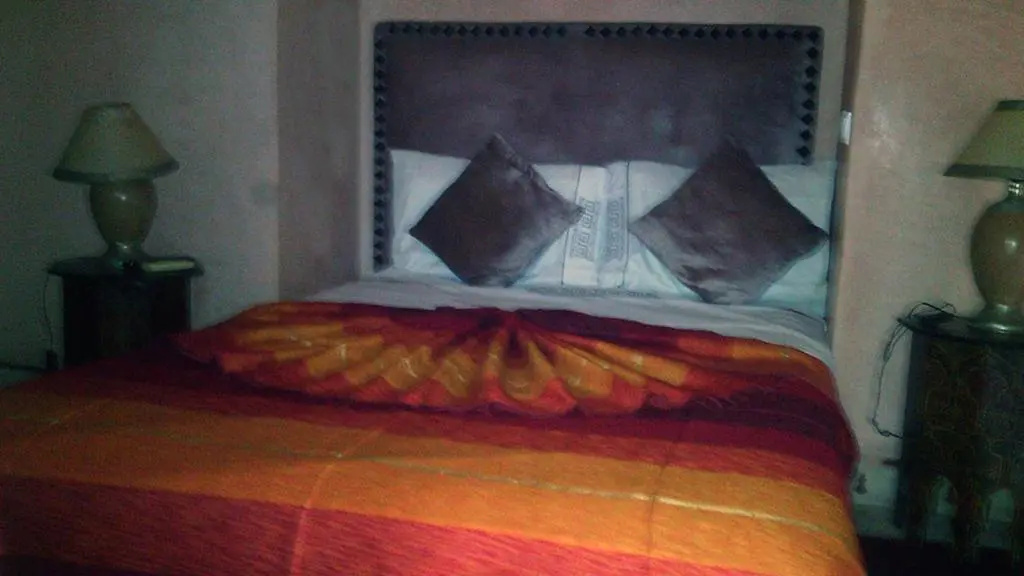 Deluxe Double room (full double bed)