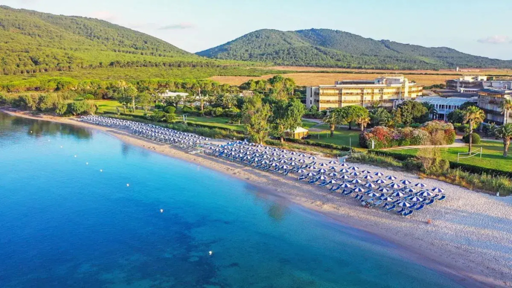 Beach & Waterfront