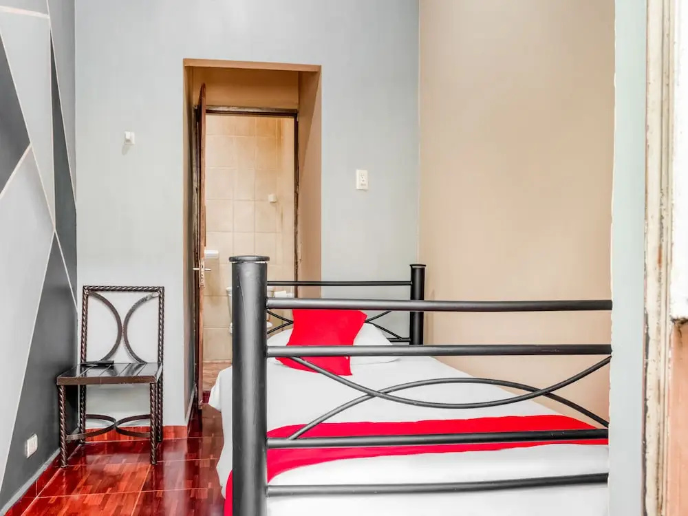 Standard Single room (single bed)