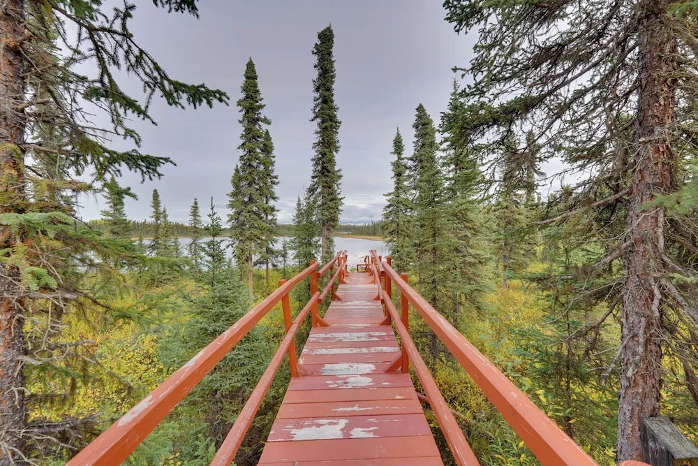 3-cabin Base w/ Lake Access: Dogs Welcome!