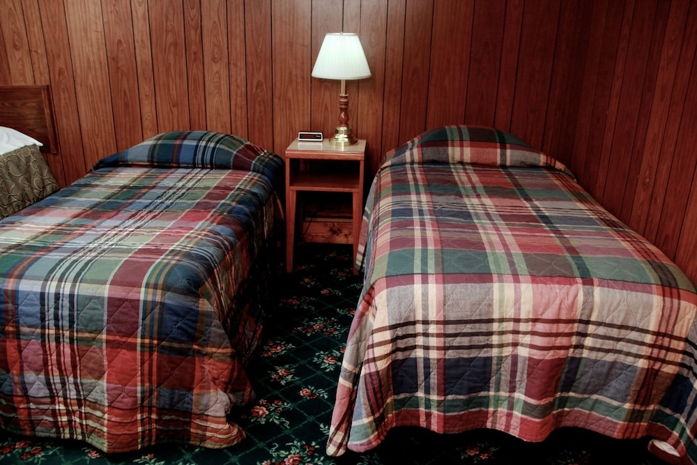 Bison Lodge — 3