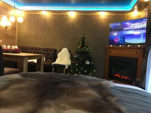Golden Gapa River Luxury Apartment 16