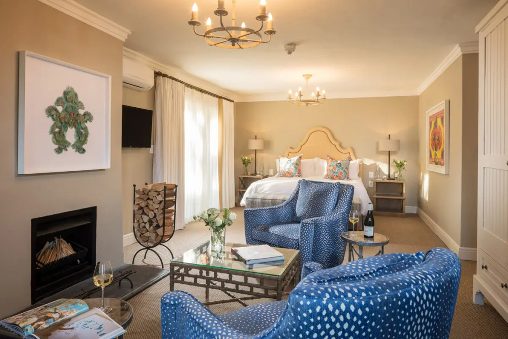 Economy Suite