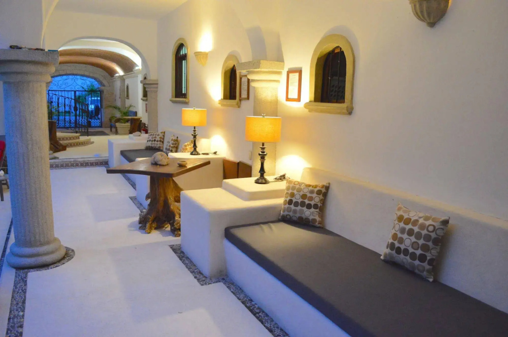 Hotel photo 12