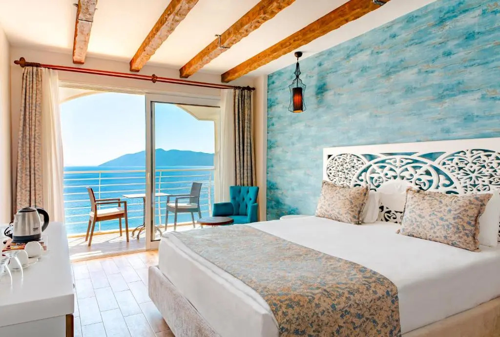 Standard Double room with sea view (full double bed)