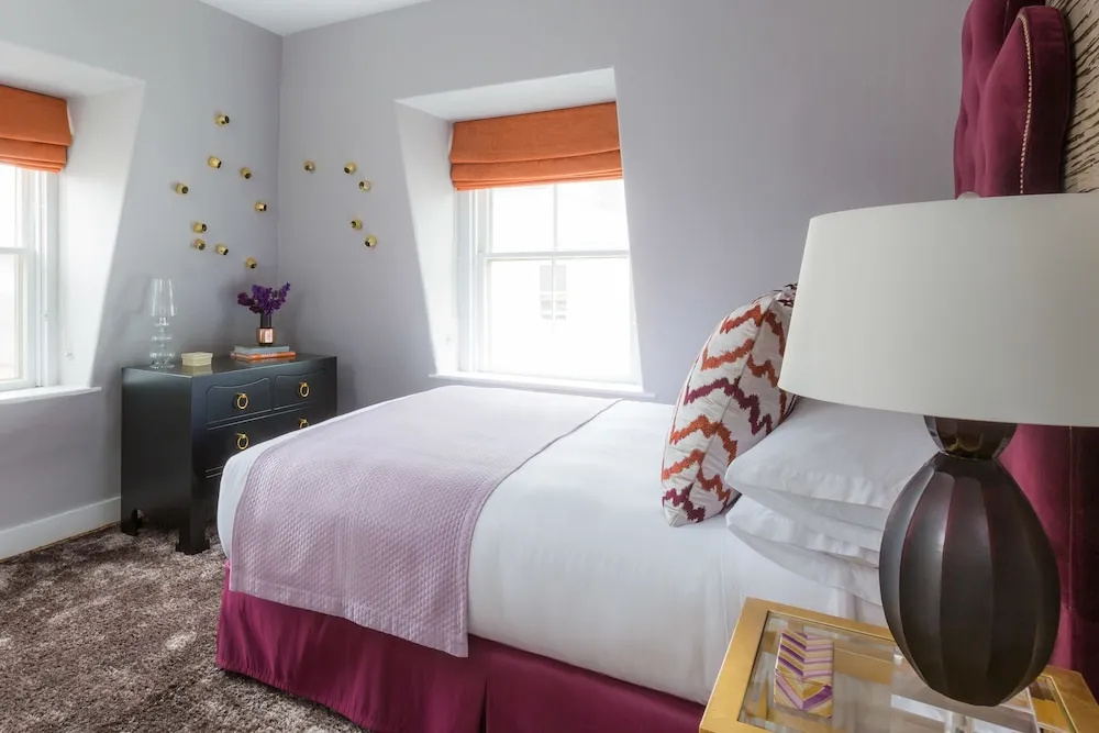 Double Junior Suite (full double bed)