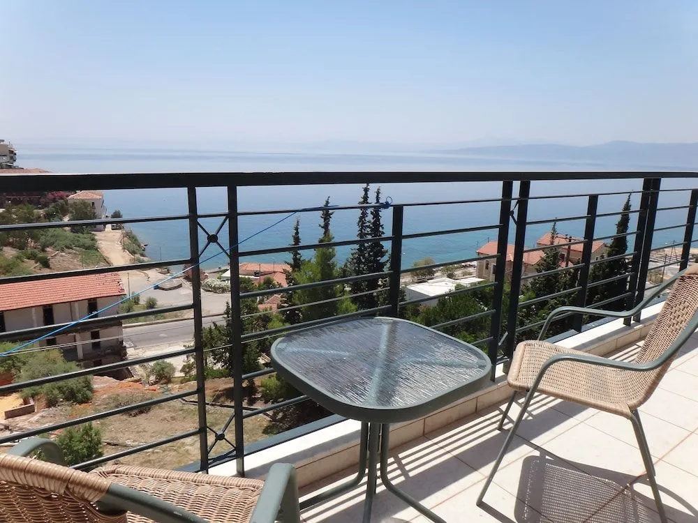 Balcony & Terrace