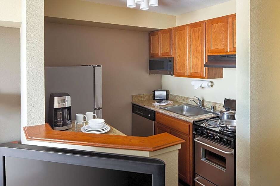 Двухместный люкс двуспальная кровать в TownePlace Suites Los Angeles LAX/Manhattan Beach