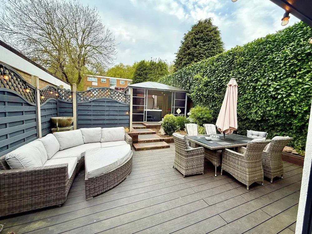 3 Bed-sleeps 6-hot Tub-pet Friendly-parking