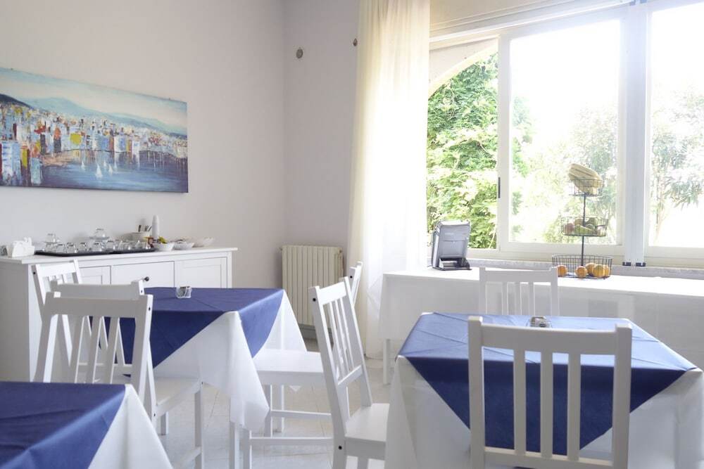 gallery_image_hidden_15