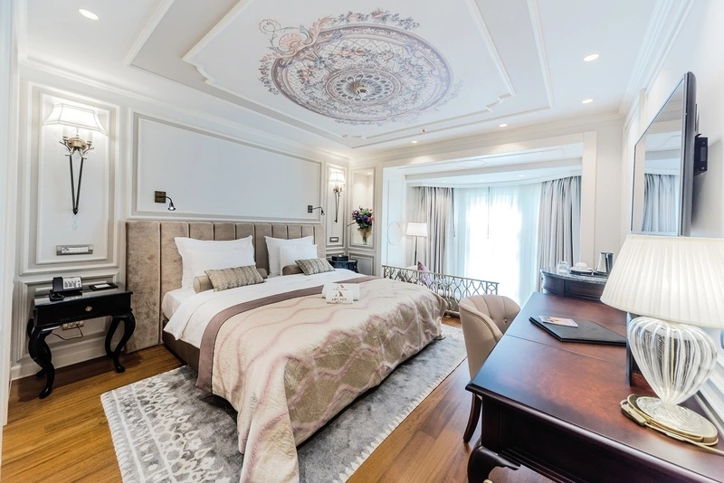 Luxury Deluxe Double room (full double bed)