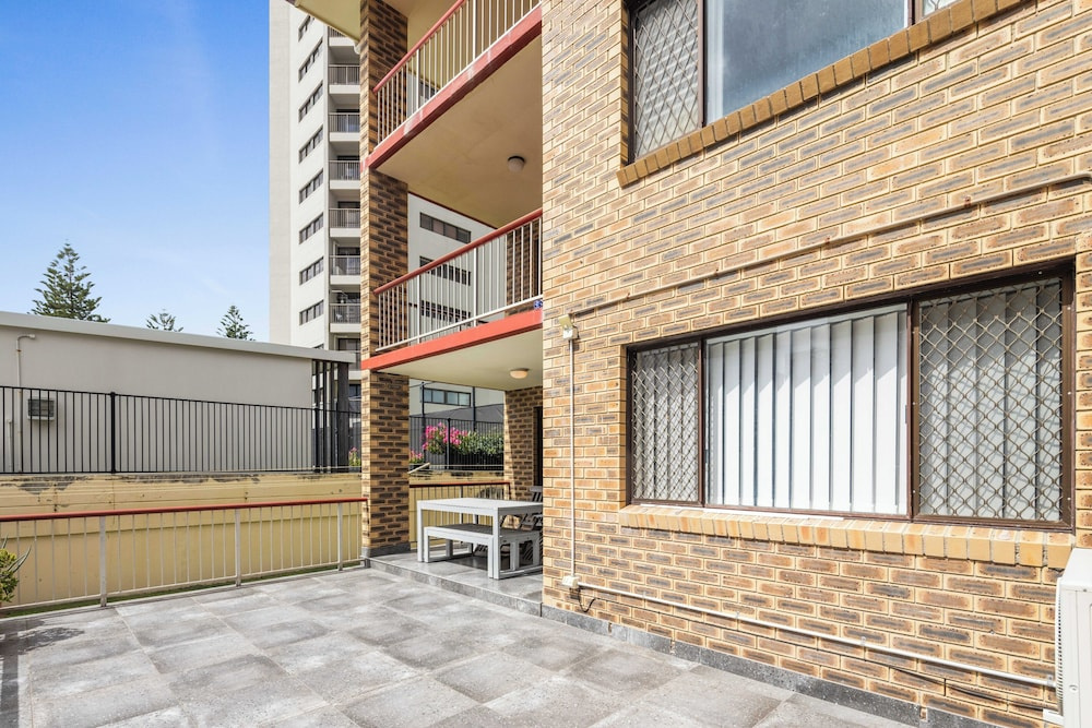 Burleigh Coastal Haven - Kingston 4