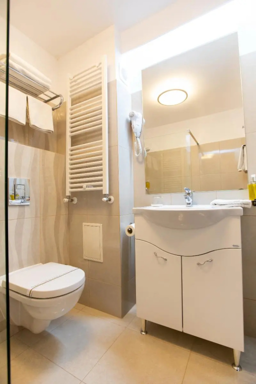Economy Double room with balcony (twin beds)