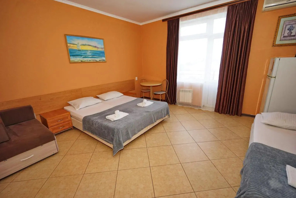 Standard Quadruple room with balcony