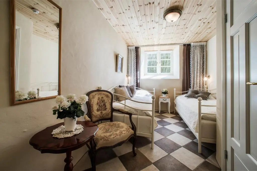 Classic Double room twin beds