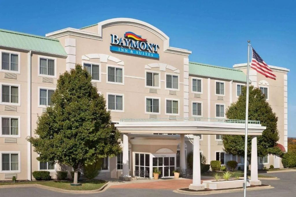 Baymont Inn & Suites Ft. Leonard/St. Robert