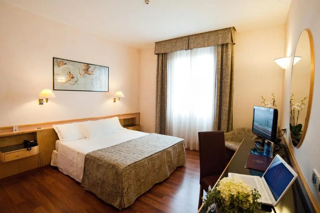 Hotel Minerva - Chambres