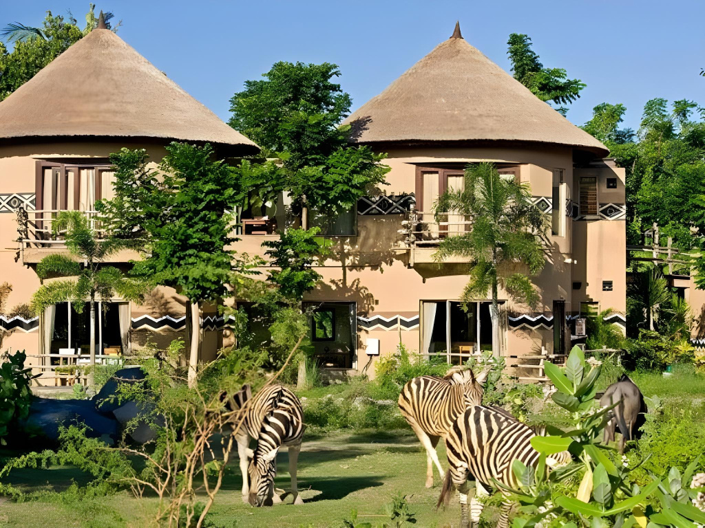 Mara River Safari Lodge