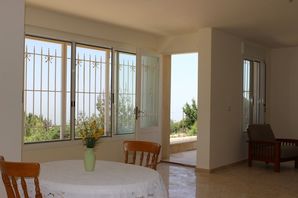 4 Forests Apartment - фото 7