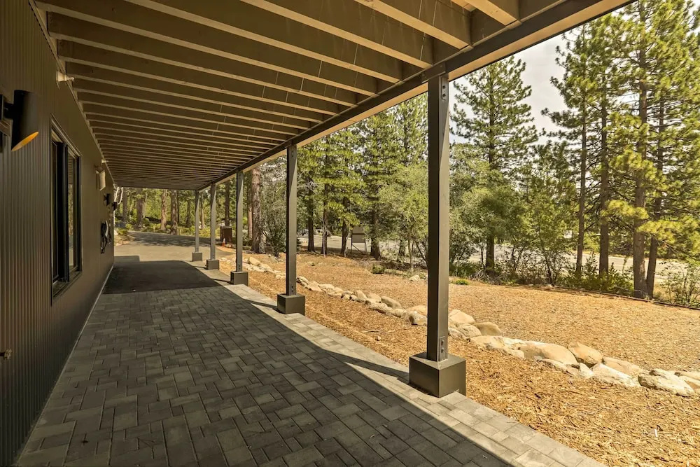 Sleek & Spacious Incline Village Hideaway!