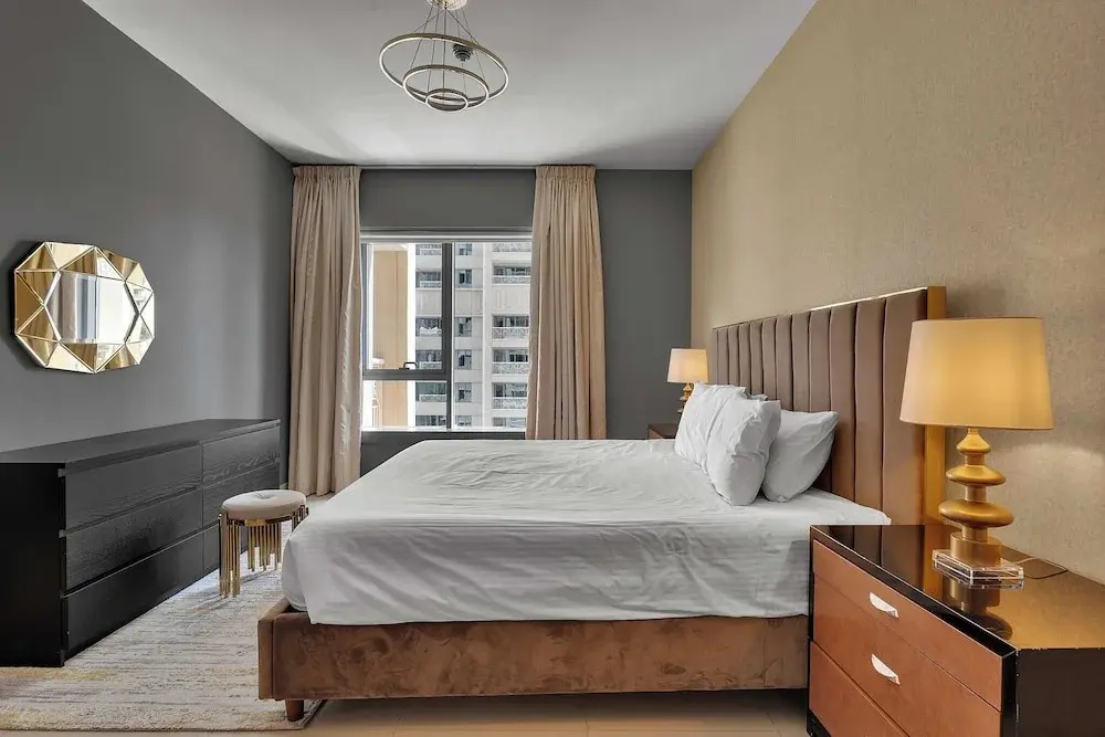 Отель Bellavista - Elegant -2BR -Fountain View в Дубае