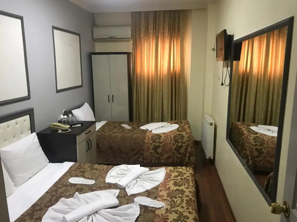 Triple room