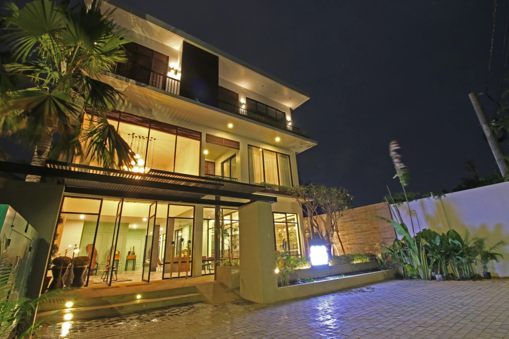 Gold Smith Residence