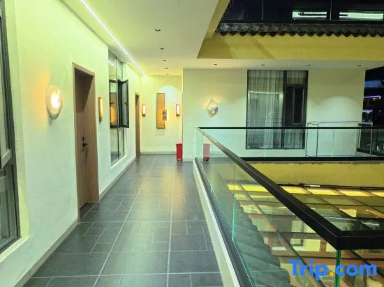 958Guanshan ·Villa Huayuanshan Guesthouse (Puzhehei Scenic Area Branch)
