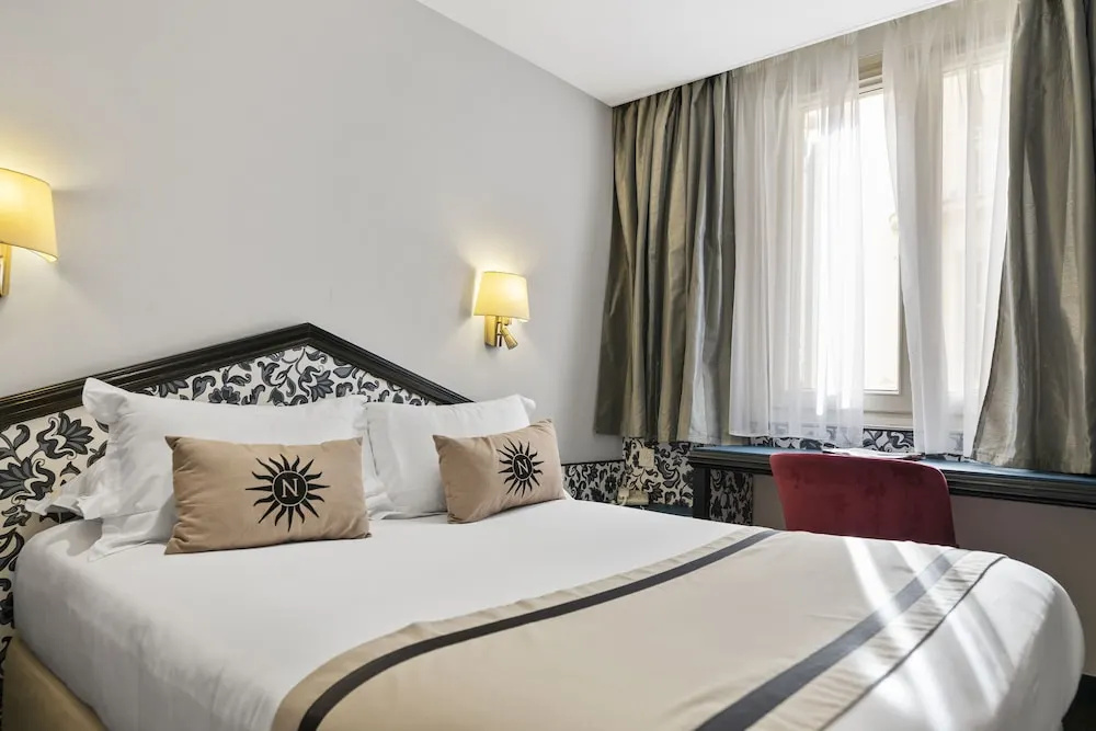 Economy room