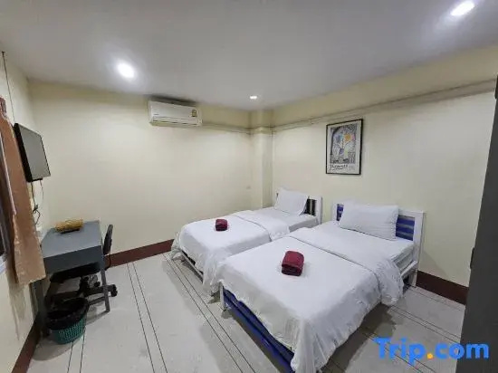 Standard Double room (twin beds)