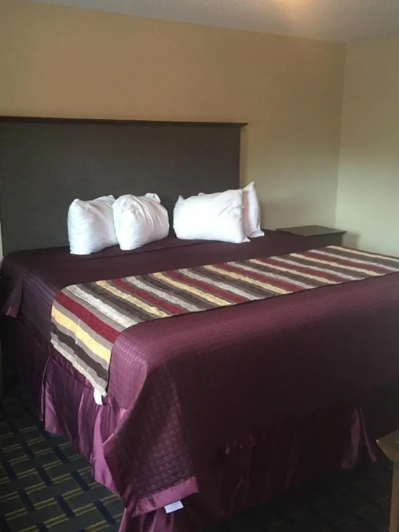 Royal Inn — 5