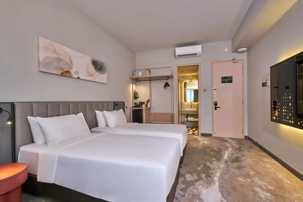 Sleeping Lion Suites — фото