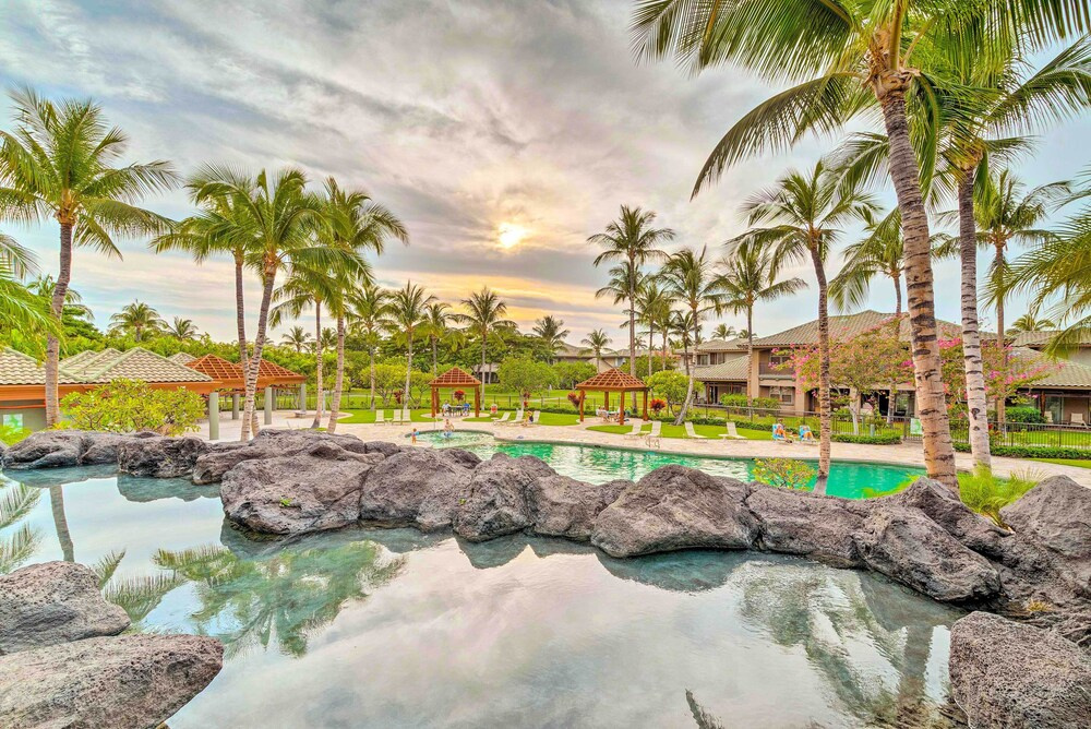 Beach Club & Pool at Big Island Resort Getaway!