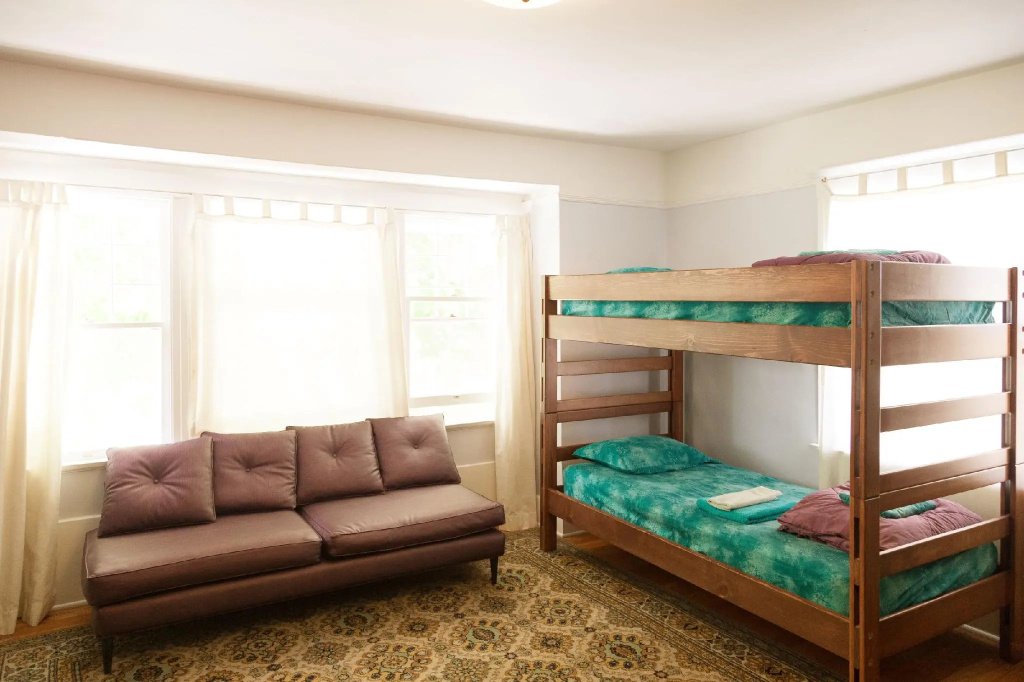 Bed in Dorm (male dorm)