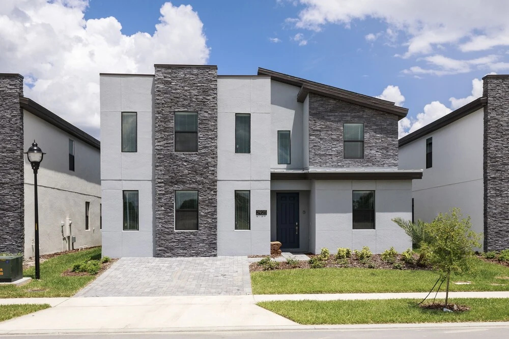 2925FS - Storey Lake