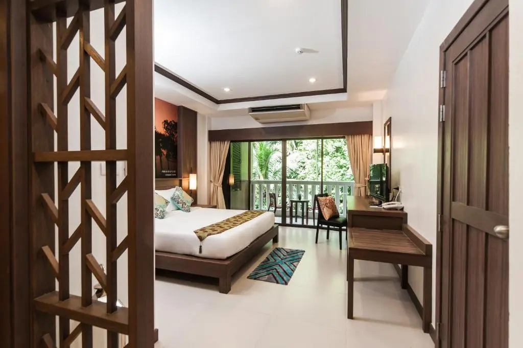 Ratana Hill Patong - Chambres