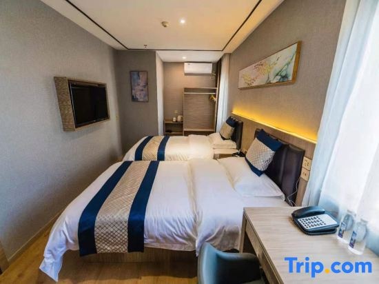 Madrigal hotel 149