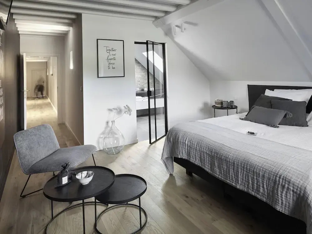 Deluxe Double room with garden view (full double bed)