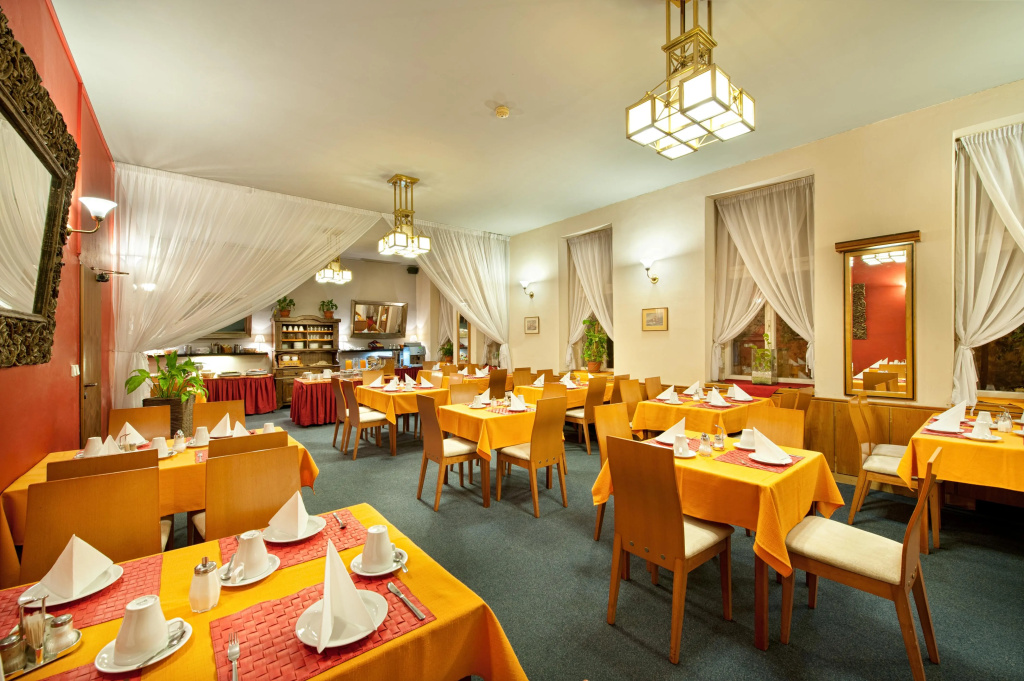 Hotel photo 12