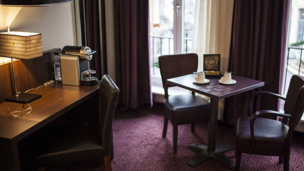 Hôtel Kanaï Lille by null