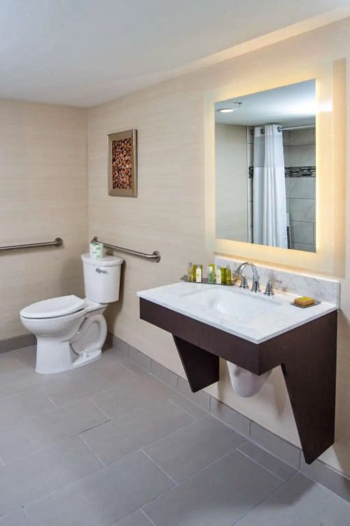 DoubleTree by Hilton Neenah - Chambres