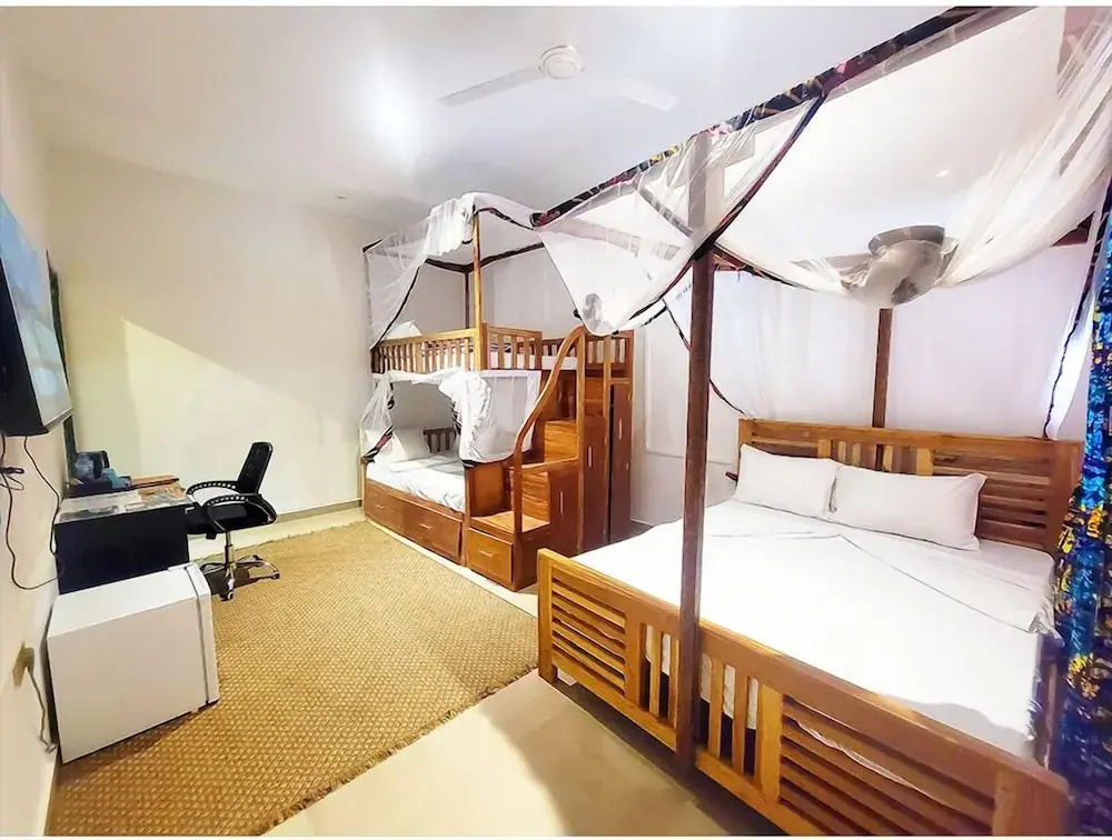Hotel photo 37