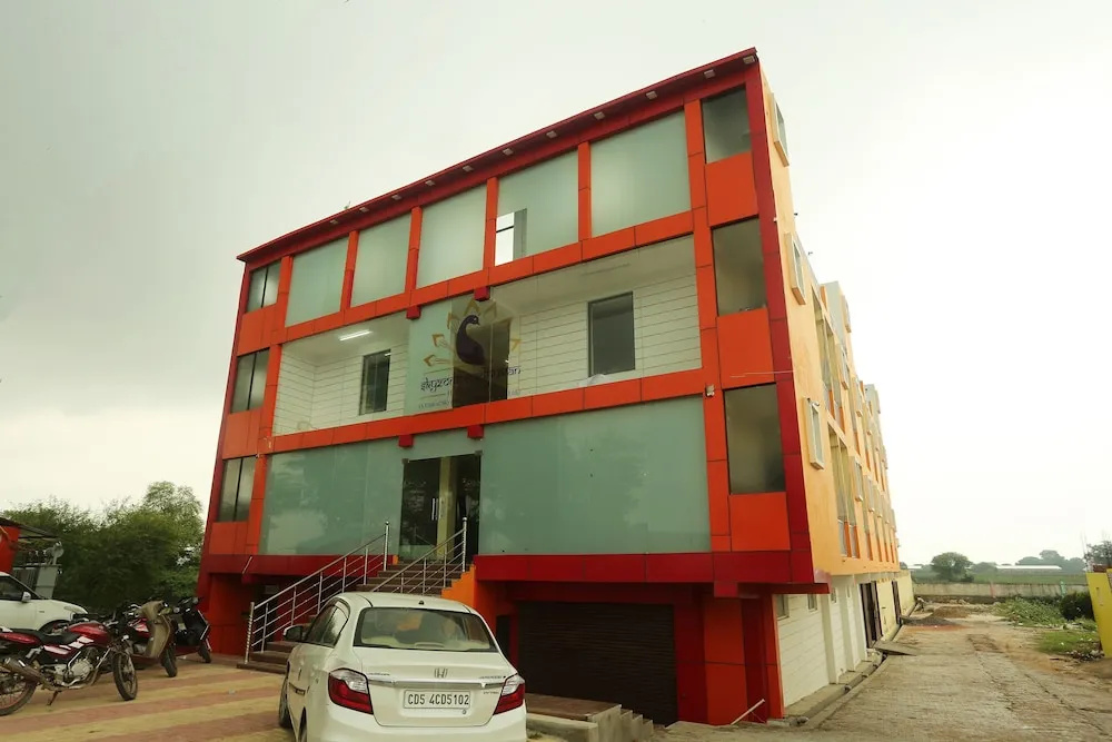 Santosh Residency by OYO Rooms