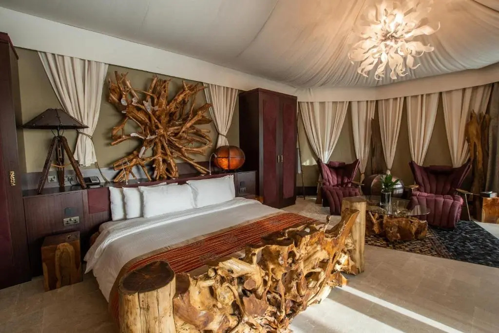 Arabian Oryx Royal Pool Villa