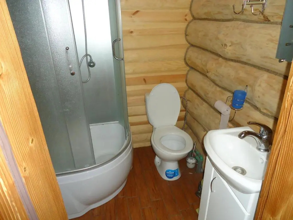 Standard Double room with balcony (full double bed)