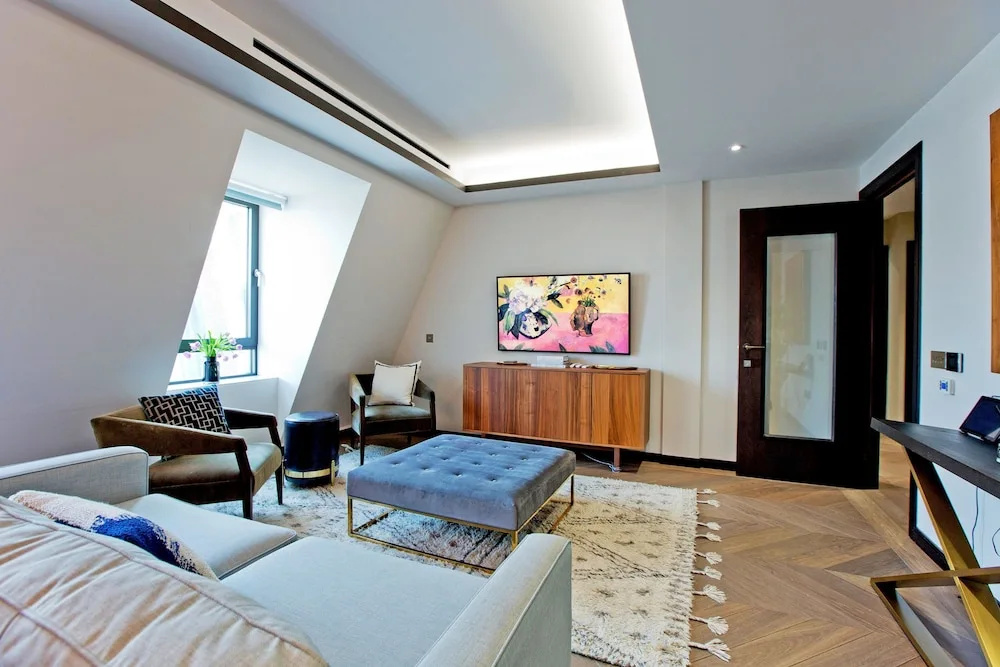 2-bed Executive Apt 620