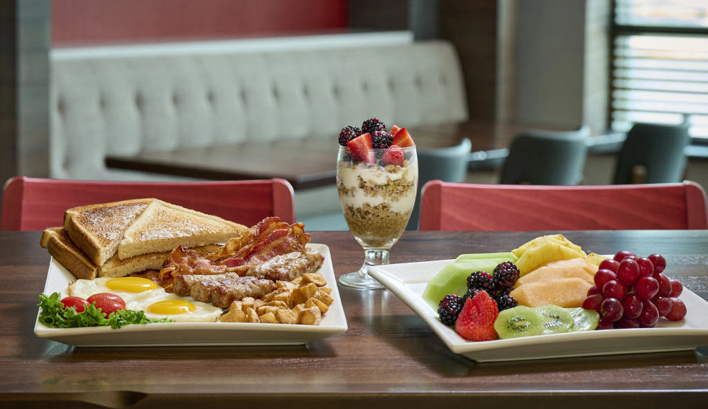 Holiday Inn Hotel & Suites Oakville @ Bronte by IHG - Général