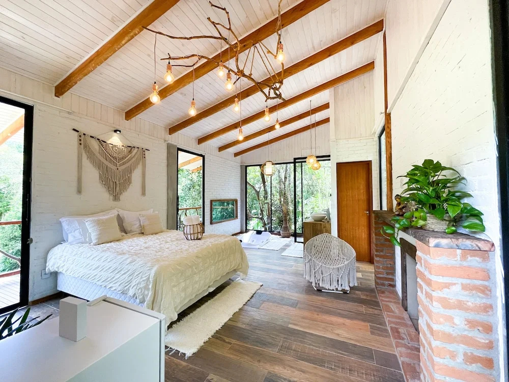 1 Bedroom Deluxe Chalet with mountain view