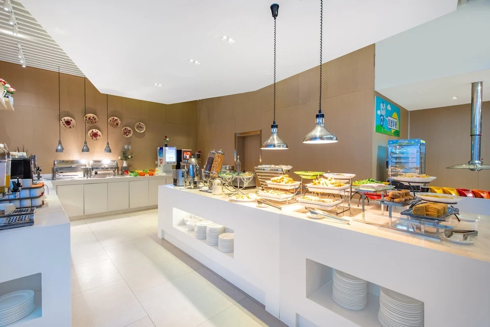 Hampton by Hilton Jinan Olympic Sports Center